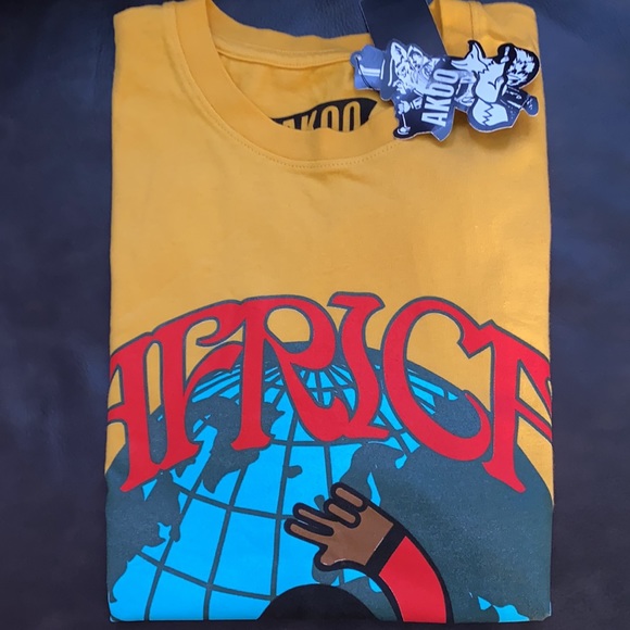 AKOO - OLD GOLD 
“AFRICA - LAND OF THE PEOPLE”
MEN’S SHORT SLEEVE TEE, Sz S, NEW - Picture 4 of 7